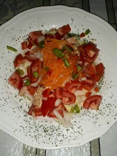 Una foto de Ensalada de tomate a la vinagreta