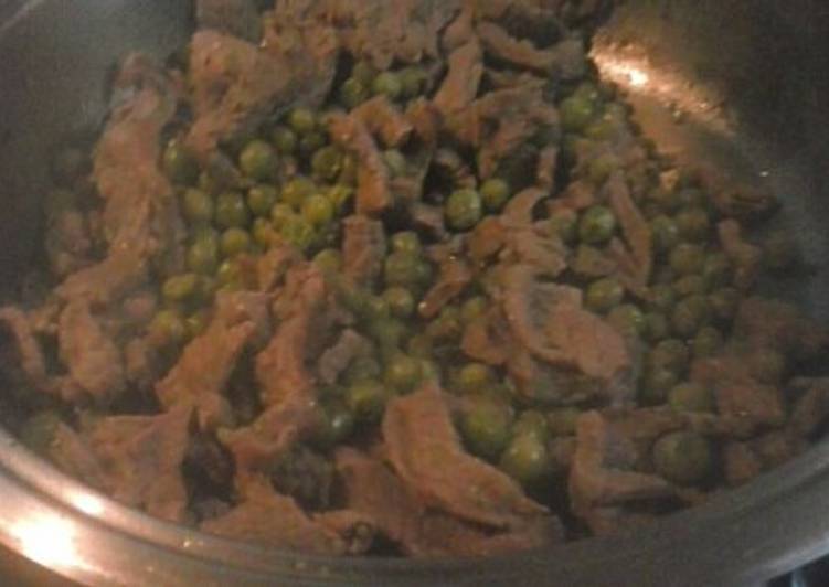 Straccetti con piselli