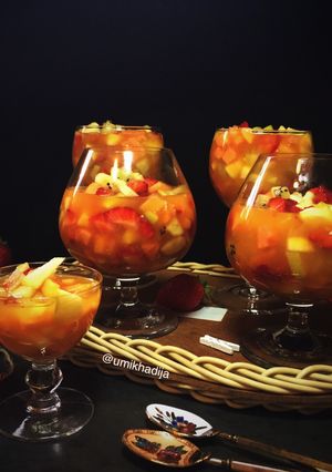 A picture of Fruit Salad.