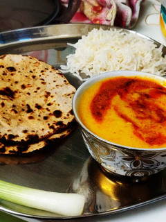 कढ़ी पकौड़ा (kadhi pakoda recipe in Hindi) रेसिपी मुख्य फोटो