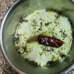 A picture of Coconut chutney.