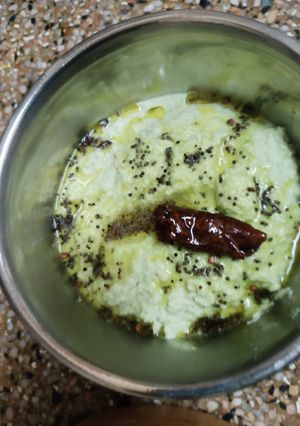 A picture of Coconut chutney.
