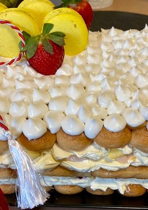 O poză a rețetei Tiramisu cu fructe 🍓🍊.