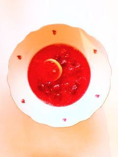 Meggyleves recept fotója