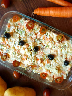 Una foto de Ensaladilla de marisco