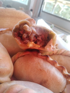Una foto de Empanadas de carne dulce..🥟