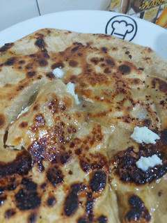 A picture of Busri (gurr wali roti).