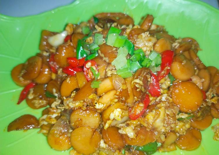 Oseng telur sosis pedas manis