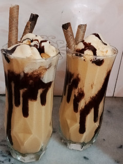 A picture of Mango ice cream Shake🥤.