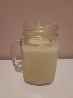 Una foto de Batido de aguacate y piña