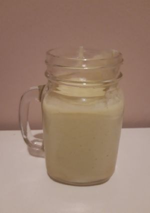 Una foto de Batido de aguacate y piña