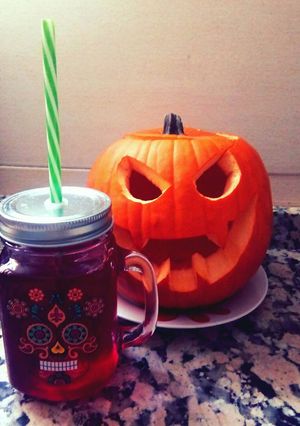 Una foto de Cóctel dulce para Halloween "Very blood"