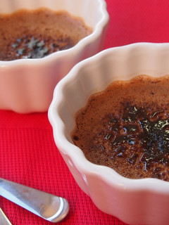 Una foto de Crème Brûlée de chocolate