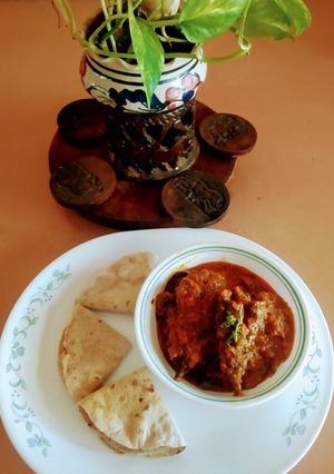 કાઠીયાવાડી મસાલા બેંગન (Kathiyawadi Masala Baingan Recipe In Gujarati) રેસીપી મુખ્ય ફોટો