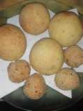 Bomba de papas rellenas