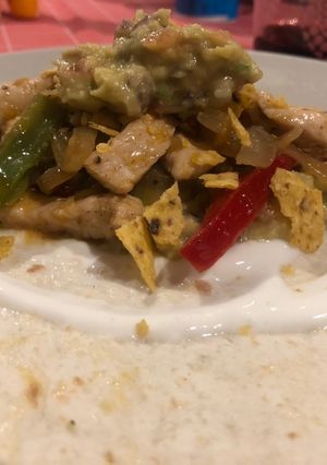 Una foto de Fajitas de pollo👌👌😋🇵🇾🇵🇾