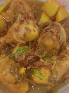 Foto resep Semur ayam kentang