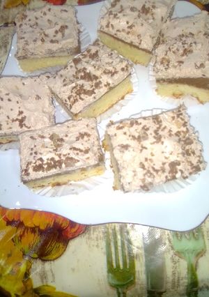 صورة لوصفة كيكة الطبقات بالكريمة ولا اروع 👍🍰🍰👍