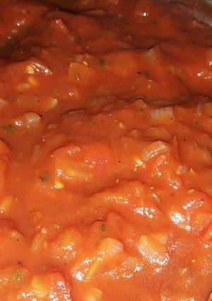 Una foto de Salsa para sacarte de apuros 😋 económica y rápida