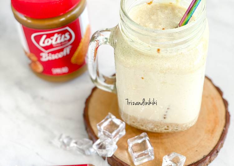 Lotus biscoff cookies drink