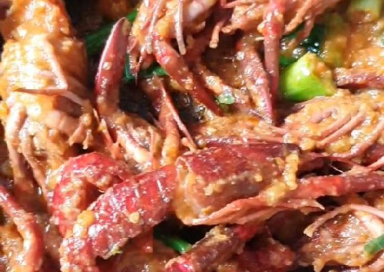 Langkah Mudah untuk Membuat Lobster Saus Padang yang Sempurna