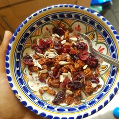 A picture of Peanut butter granola.