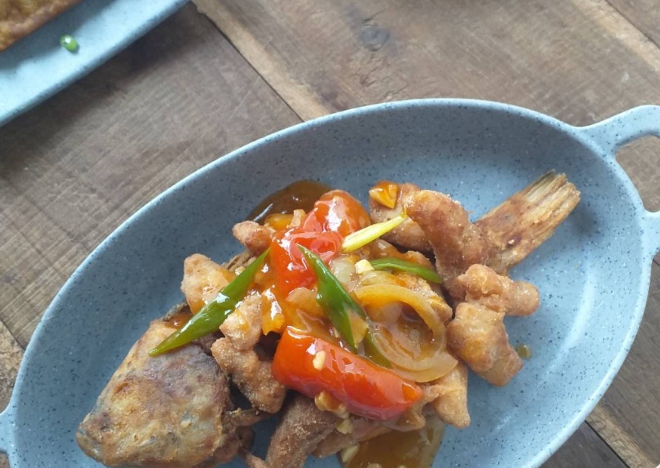 Ikan Nila Goreng Tepung Saos Asam Manis