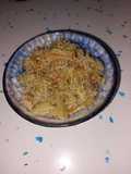Fideos de arroz chinos con ternera y verduras