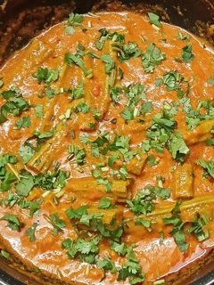 બેસન સરગવાનું શાક (Drumstick Besan sabji recipe in Gujarati) રેસીપી મુખ્ય ફોટો