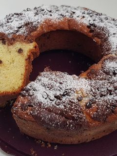 Foto di Ciambellone di ricotta con gocce di cioccolato