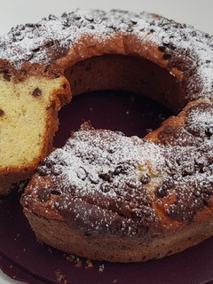 Foto di Ciambellone di ricotta con gocce di cioccolato