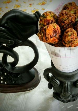 A picture of Lettuce Pakora.