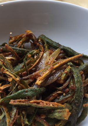 A picture of Indian style okra (Vegan).