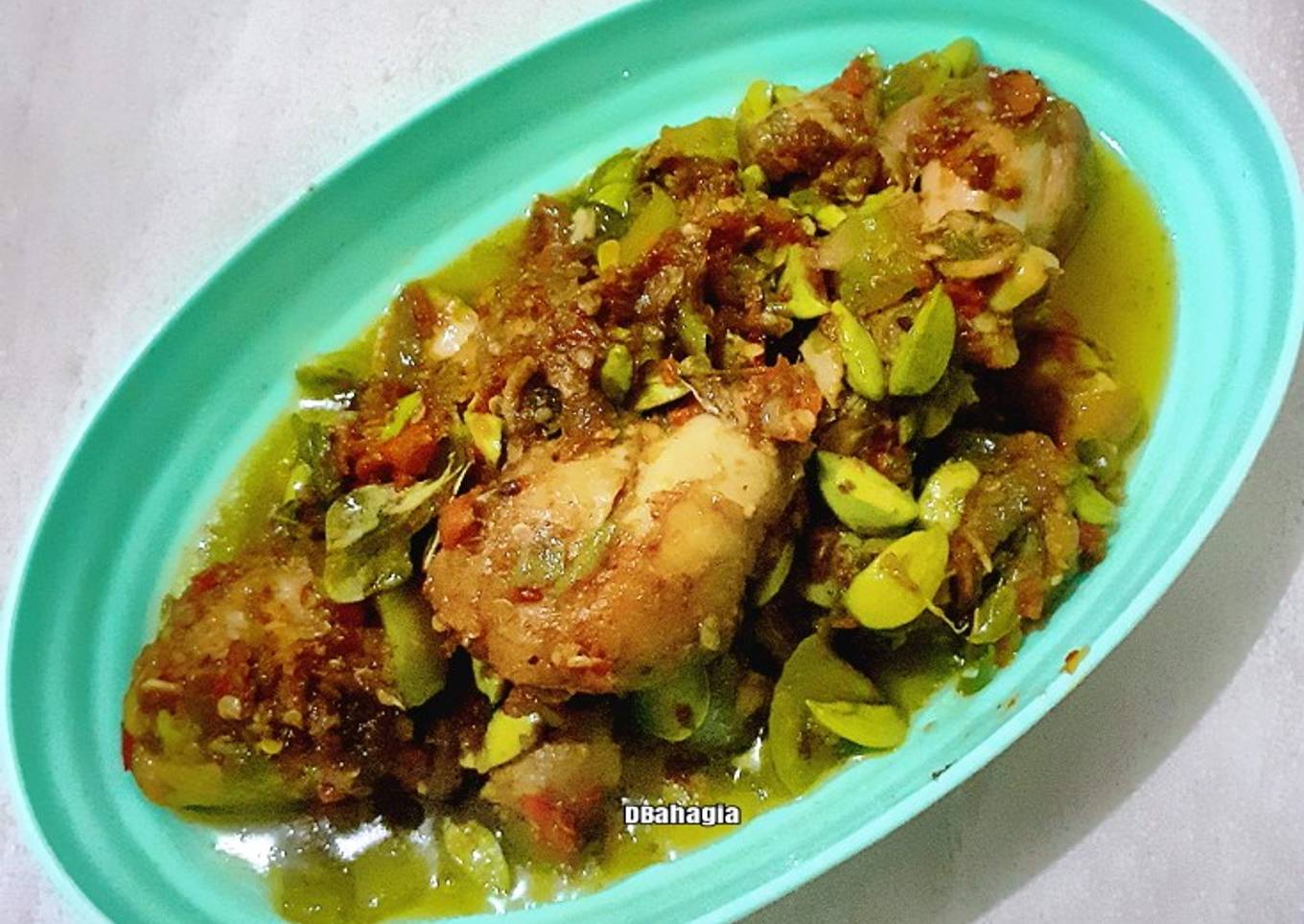 Sambal mercon ayam goreng petai