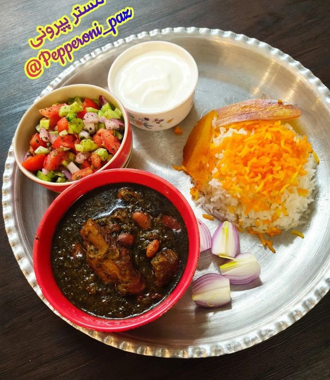 عکسی از دستور چلو خورشت قورمه سبزی