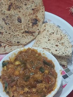 ડુંગળીયું(Dungliyu recipe in Gujarati) રેસીપી મુખ્ય ફોટો