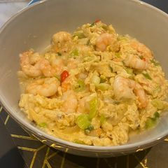 A picture of Scrambled Egg with Prawn.