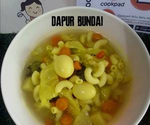 Fresh Menyajikan Sup Macaroni Telur Puyuh Enak dan Sehat