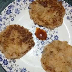 A picture of Samak And aalu ki tikki.