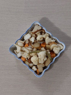 عکسی از دستور ترشی گل کلم