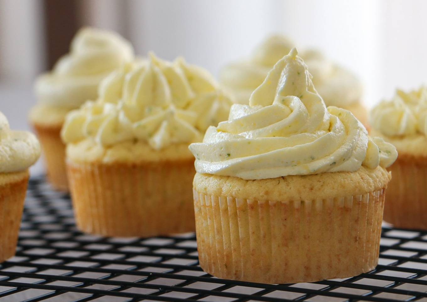 Greek Yogurt and Lime Cupcakes with Berries Jam and Cream Cheese Frosting