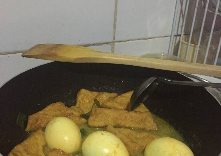 Tahu & telor disayur kuning