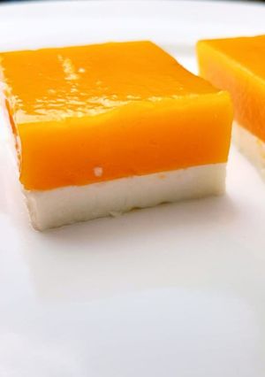 A picture of Mango coconut jelly.