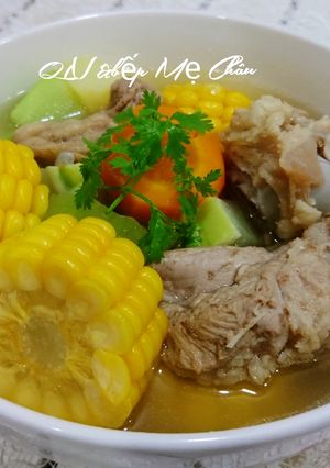 Hình của món Canh xương hầm khoai tây 🥔 cà rốt 🥕,bắp mỹ 🌽.