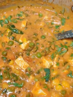 कॉर्न पनीर मटर की सब्जी (Corn paneer matar ki sabzi recipe in hindi) रेसिपी मुख्य फोटो