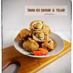 รูปของ Tahu isi sayur & telur puyuh