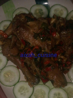 A picture of Spicy peppered chicken.
