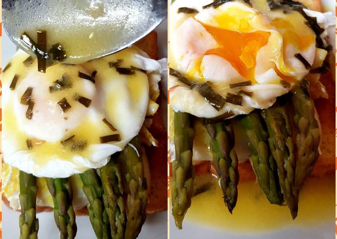 My Asparagus & Smoked Haddock + Poached Egg on BriocheToasted.😘