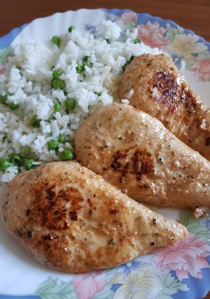 Rozmaringos citromos pácolt csirkemellfilé recept fotója
