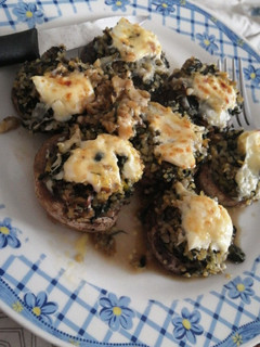 Una foto de Champiñones rellenos de burgol y espinaca